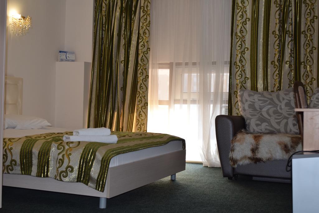Bayterek Hotel Nur-Sultan  Room photo