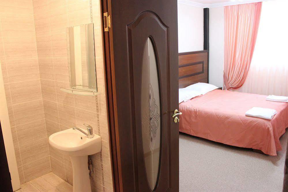 Bayterek Hotel Nur-Sultan  Exterior photo